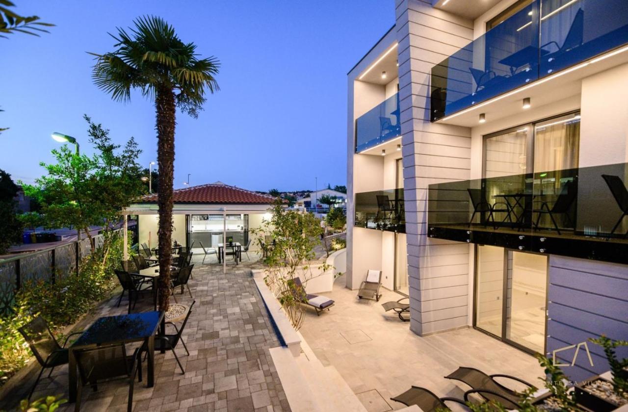 Luxury Apartments In Villa Curiera Малинска Номер фото