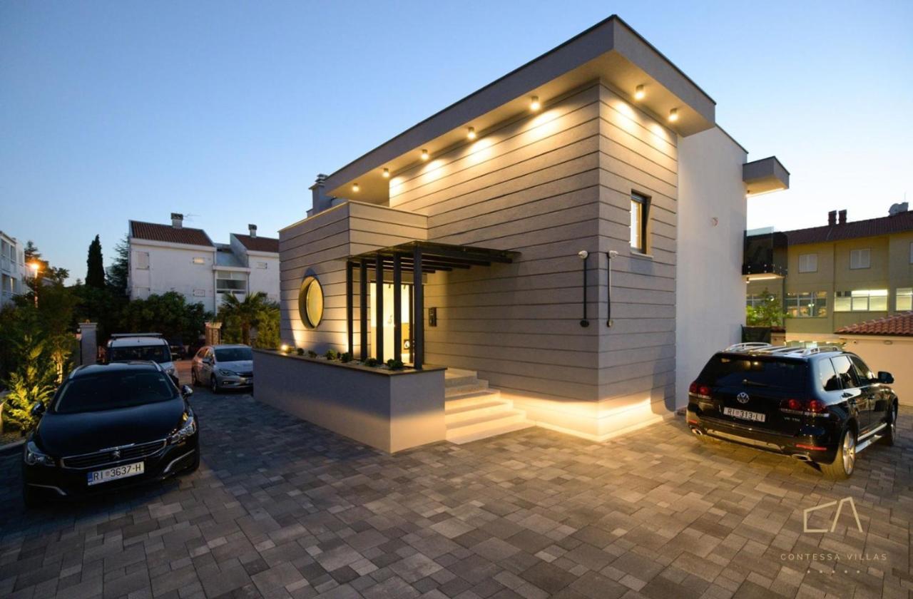 Luxury Apartments In Villa Curiera Малинска Номер фото