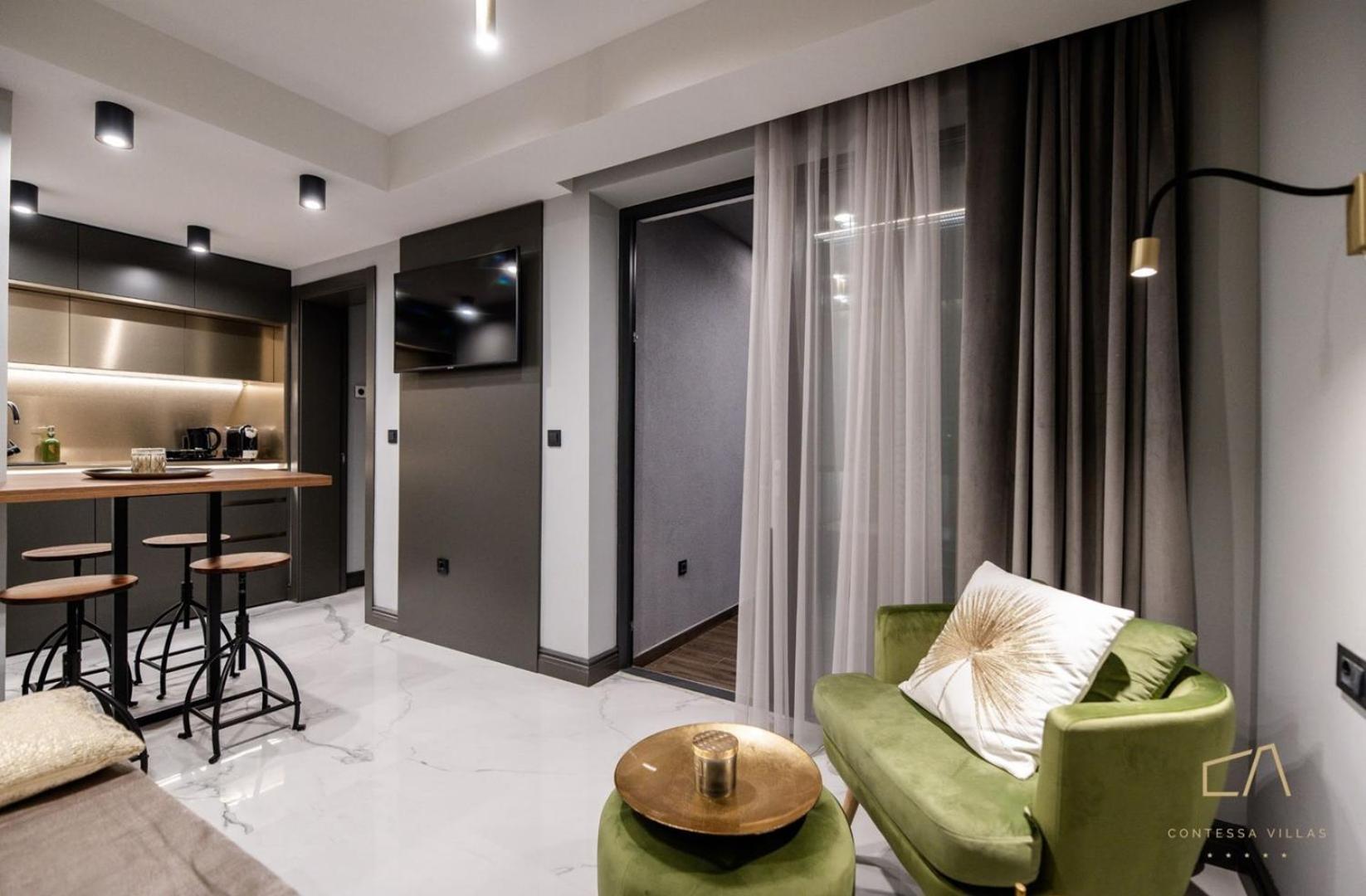 Luxury Apartments In Villa Curiera Малинска Экстерьер фото
